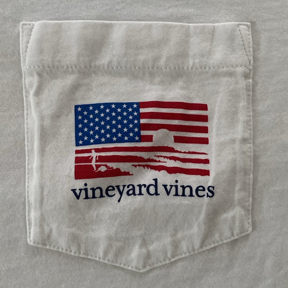 Vineyard Vines flag sunset pocket t-shirt 🇺🇸 - Picture 2 of 4